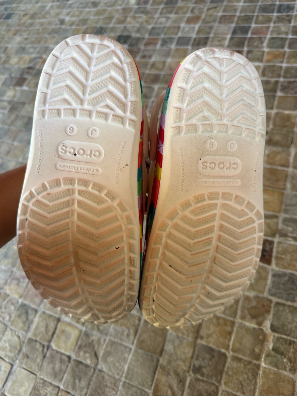 Crocs Classic Clog with Rainbow Chevron Trim - White - Picture 5 of 6
